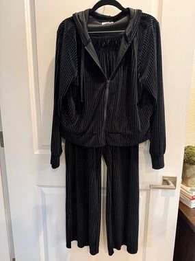 Black Faux Velvet Ribbed Velour Hoodie and Wide-Leg Pant Set